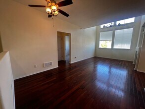 2270 Bobs Hollow Ln in Dupont, WA - Building Photo - Building Photo
