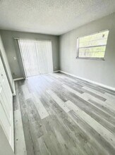 1596 40th Ave, Unit J2 in Vero Beach, FL - Building Photo - Building Photo