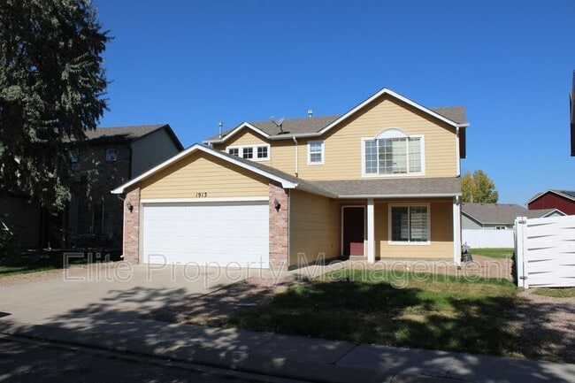 property at 1913 Toronto St