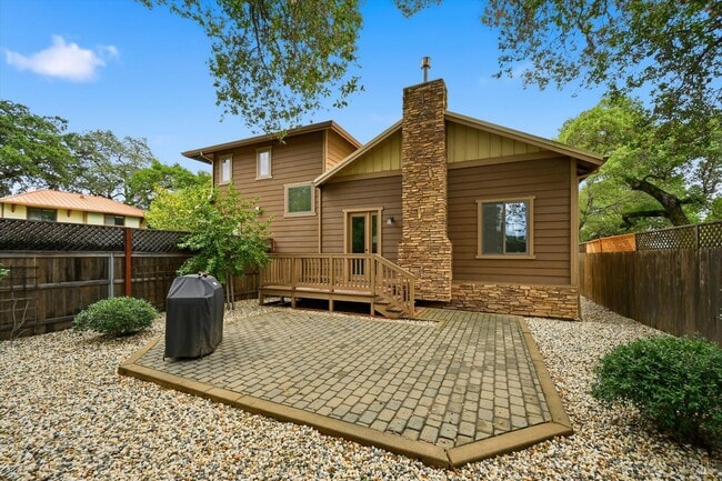 155 Rosebud Ln in St Helena, CA - Building Photo - Building Photo