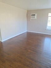 128 Baxter Ave in Sacramento, CA - Building Photo - Building Photo