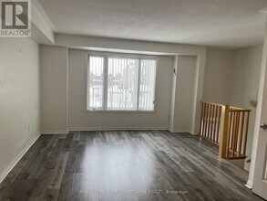 3135 Boxford Cres in Mississauga, ON - Building Photo - Building Photo