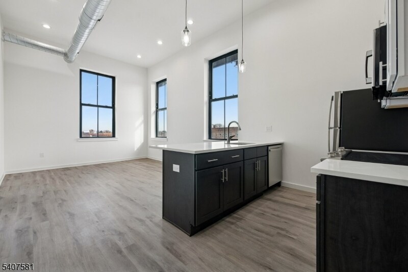 70 Roseville Ave in Newark, NJ - Building Photo