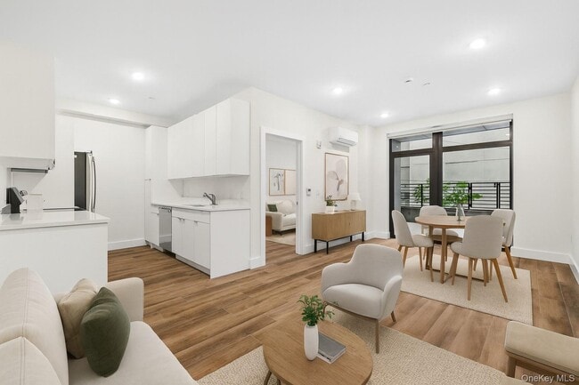 199 E Post Rd in White Plains, NY - Foto de edificio - Building Photo