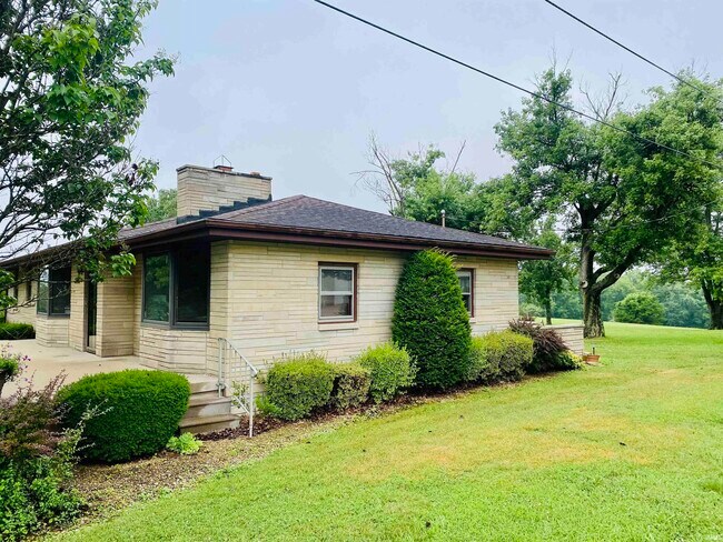 4820 S Old State Rd 37 in Bloomington, IN - Building Photo - Building Photo