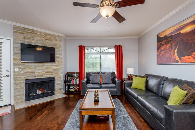 15095 N Thompson Peak Pkwy in Scottsdale, AZ - Building Photo - Building Photo