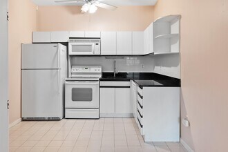 75 Liberty Ave in Jersey City, NJ - Building Photo - Building Photo