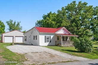 20 St Estes Rd in Smithfield, KY - Building Photo - Building Photo