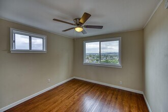 5246 Almont St in Los Angeles, CA - Building Photo - Building Photo