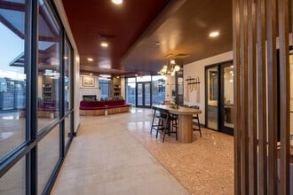 The Dillon Luxury Apartments in Albuquerque, NM - Foto de edificio - Building Photo