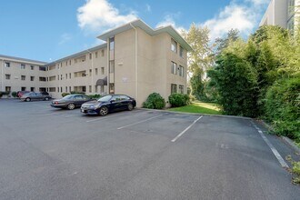 1100 S Atlantic St, Unit 209 in Seattle, WA - Building Photo - Building Photo