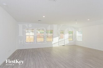 6141 Treadle in Canyon Lake, TX - Building Photo - Building Photo