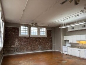 125 Oak Street apartments in Hot Springs, AR - Building Photo - Building Photo