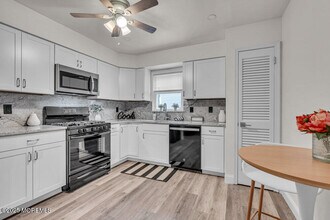30 Turnberry Cir in Toms River, NJ - Building Photo - Building Photo