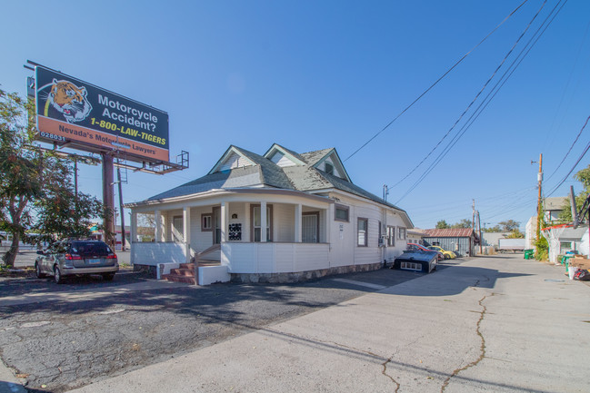 923 W 2nd St in Reno, NV - Building Photo - Building Photo