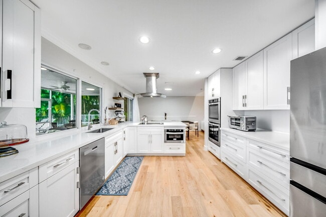 3402 Pine Haven Cir in Boca Raton, FL - Building Photo - Building Photo