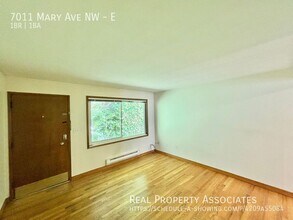 7011 Mary Ave NW in Seattle, WA - Foto de edificio - Building Photo