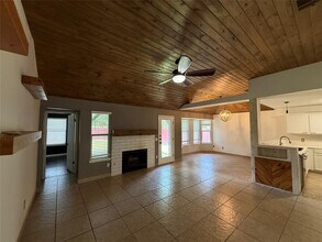 501 Morning Dove Dr in Hutto, TX - Building Photo - Building Photo