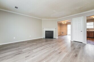 1418 Stonegate Point in Stone Mountain, GA - Building Photo - Building Photo