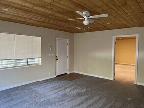 54141 Pine Crest Ave in Idyllwild, CA - Building Photo - Building Photo