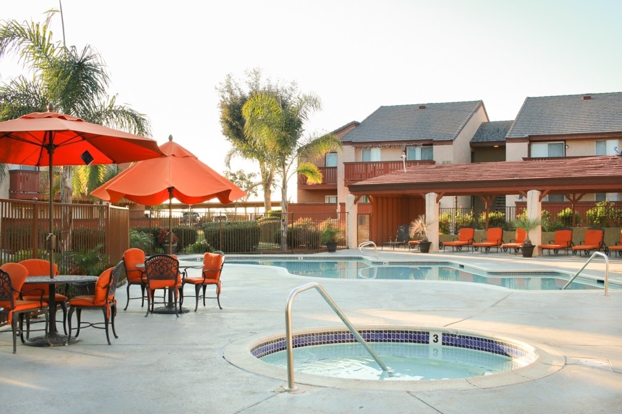 Verano Terrace Apartments in Moreno Valley, CA - Foto de edificio