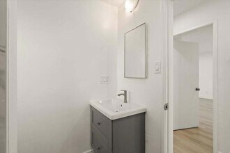 480 California St, Unit 4 in Santa Clara, CA - Foto de edificio - Building Photo