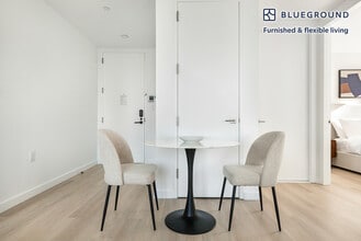 150 Lawrence St, Unit FL17-ID2217 in Brooklyn, NY - Foto de edificio - Building Photo