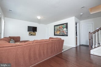 2127 Garden Grove Ln in Bowie, MD - Building Photo - Building Photo