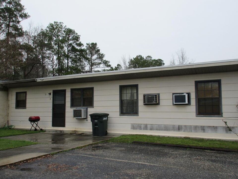 25 Cuttino Rd in Sumter, SC - Building Photo
