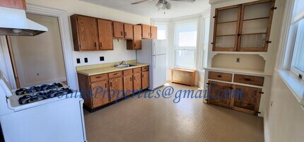 144 Summer St in Waltham, MA - Building Photo - Building Photo