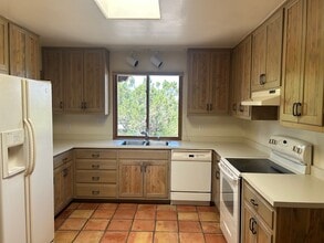 6 Sunflower Cir in Santa Fe, NM - Building Photo - Building Photo