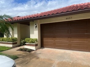 8057 Marcella Dr in Orlando, FL - Building Photo - Building Photo