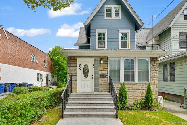 property at 555 S 5th Ave