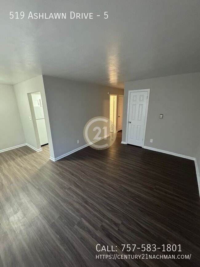 519 Ashlawn Dr in Norfolk, VA - Building Photo - Building Photo