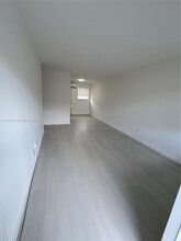15991 NE 18th Pl in North Miami Beach, FL - Building Photo - Building Photo