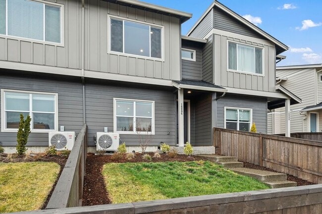 18006 NE 47th Ave in Vancouver, WA - Building Photo - Building Photo