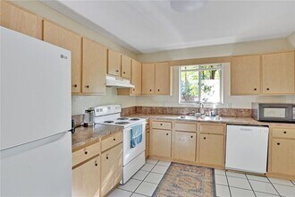 4129 Alpine Dr in Gainesville, FL - Building Photo - Building Photo