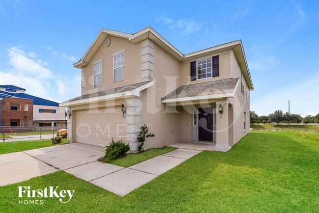 5401 Oro Valley Rd in Auburndale, FL - Building Photo - Building Photo