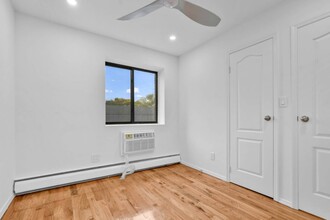 177 Moffat St in Brooklyn, NY - Building Photo - Building Photo