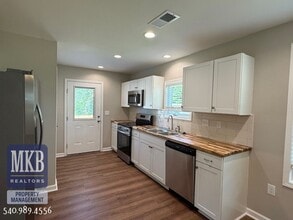 1608 24th St NE in Roanoke, VA - Building Photo - Building Photo
