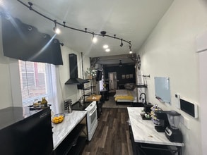 859 S Grn St in Salt Lake City, UT - Foto de edificio - Building Photo