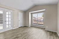 Village Green of Bear Creek in Euless, TX - Building Photo - Interior Photo