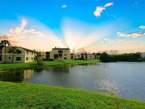 8540 SW 149th Ave in Miami, FL - Building Photo - Building Photo