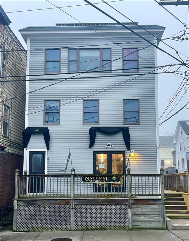property at 540 Thames St