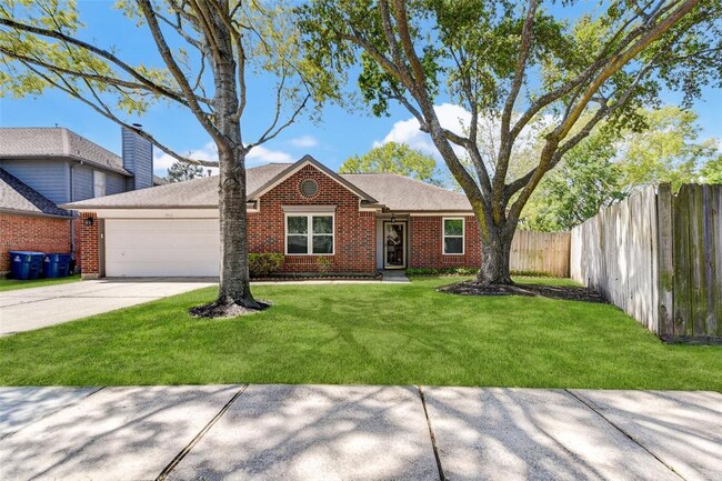 property at 19731 Glenfinch Ln