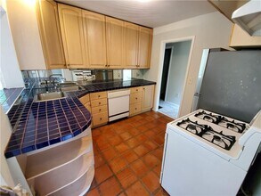 1153 Ogilvie Dr NE in Atlanta, GA - Building Photo - Building Photo