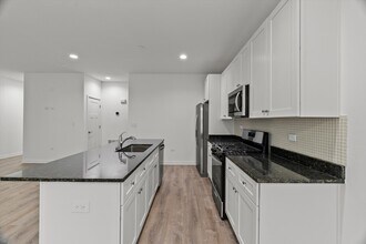 1055 Gillespie Ln in Yorkville, IL - Building Photo - Building Photo
