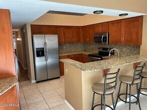 11021 E Poinsettia Dr in Scottsdale, AZ - Building Photo - Building Photo