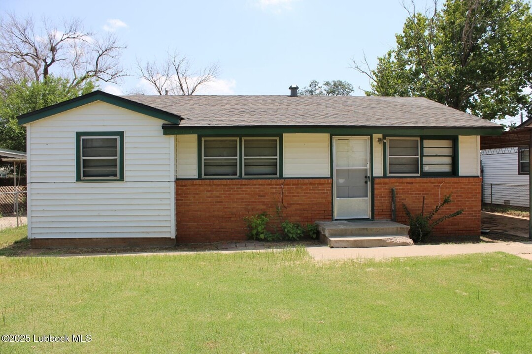 3319 Jarvis St in Lubbock, TX - Building Photo