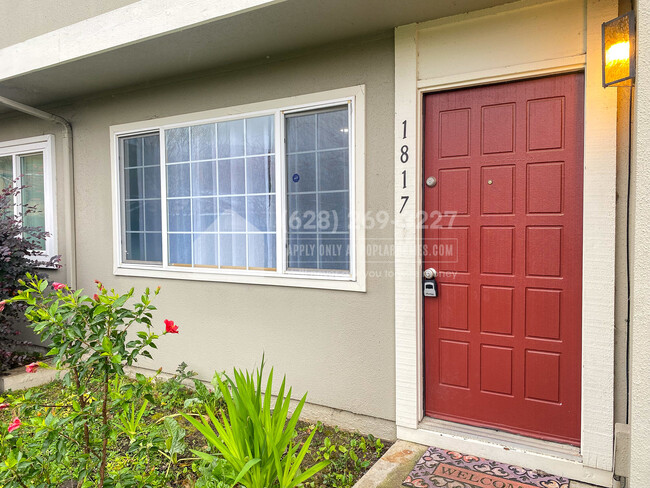 1817 Strawberry Ln in Milpitas, CA - Building Photo - Building Photo